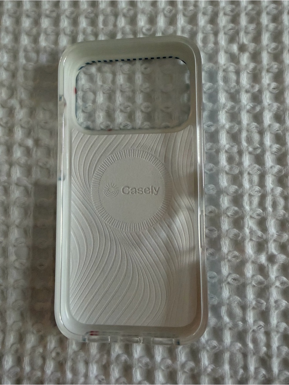 Casely iPhone 17 pro Blue Stripe Heart Phone Case - Picture 4 of 4